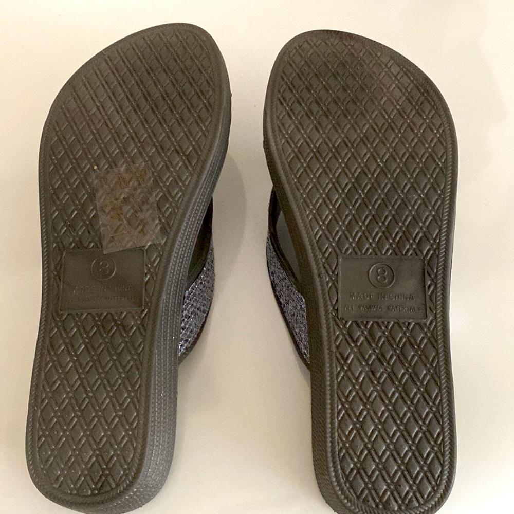 Capelli thong sandals. NWOtags - Picture 9 of 11